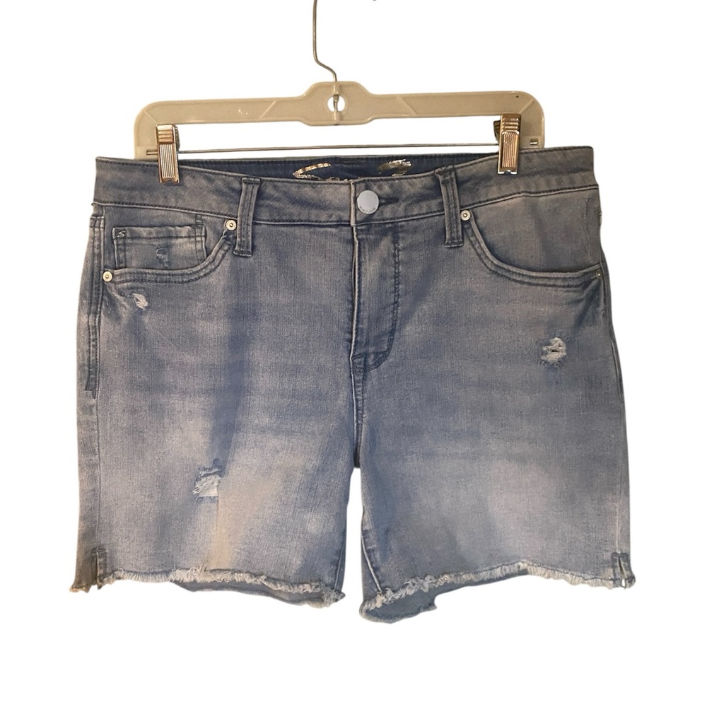Seven 7 Denim Medium Wash Distressed Weekend Shorts Size 12